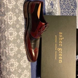 Dress shoes